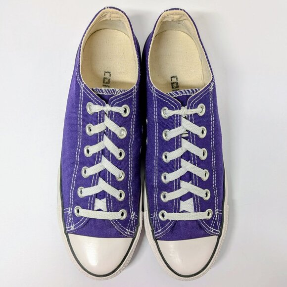 Converse Chuck Taylor All Star Canvas Low-Top Sneakers in Electric Purple - Picture 3 of 16